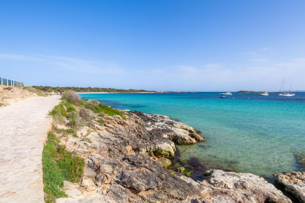 Hébergement de vacances With Private Pool And Barbecue Ses Salines (Mallorca)
