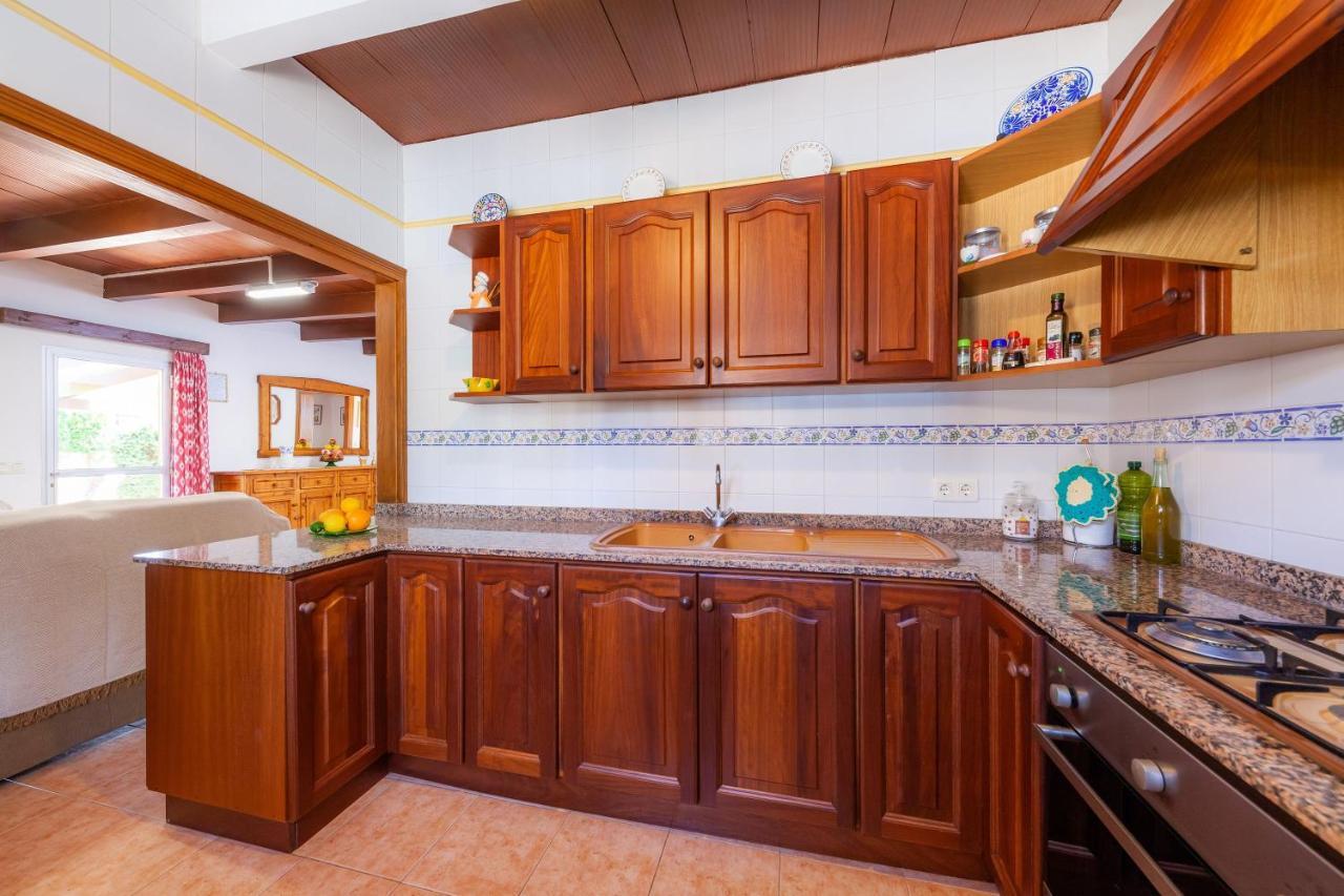 Hébergement de vacances With Private Pool And Barbecue